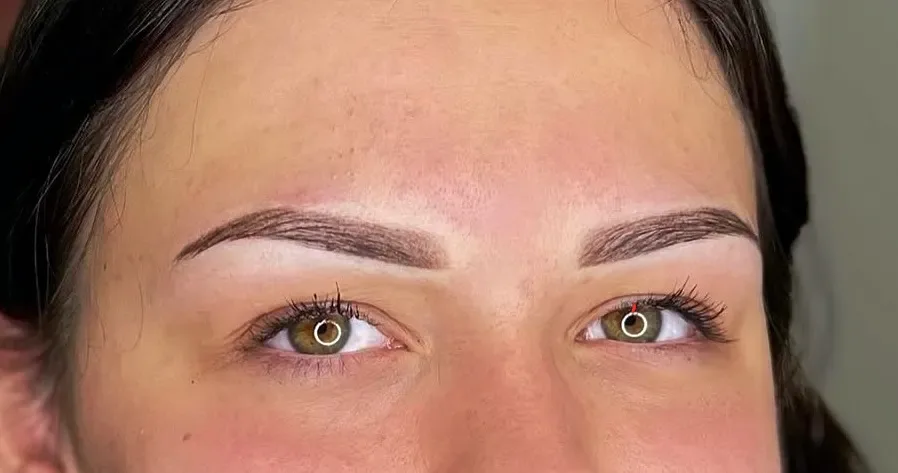 Studio M - Maquillage Permanent - Sourcils & cils Villefranche-sur-Saône - Studio M - Maquillage Permanent - Photo Galerie - OneBooking