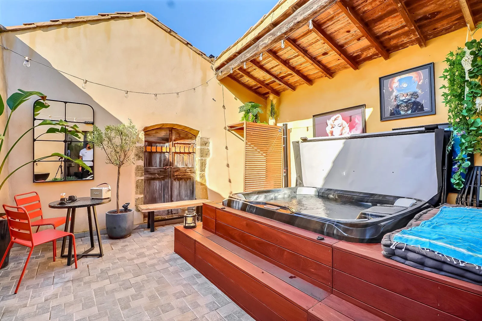 La Vermeillade Suites & SPAs - Massage Congénies - La Vermeillade Suites & SPAs - Photo Galerie - OneBooking