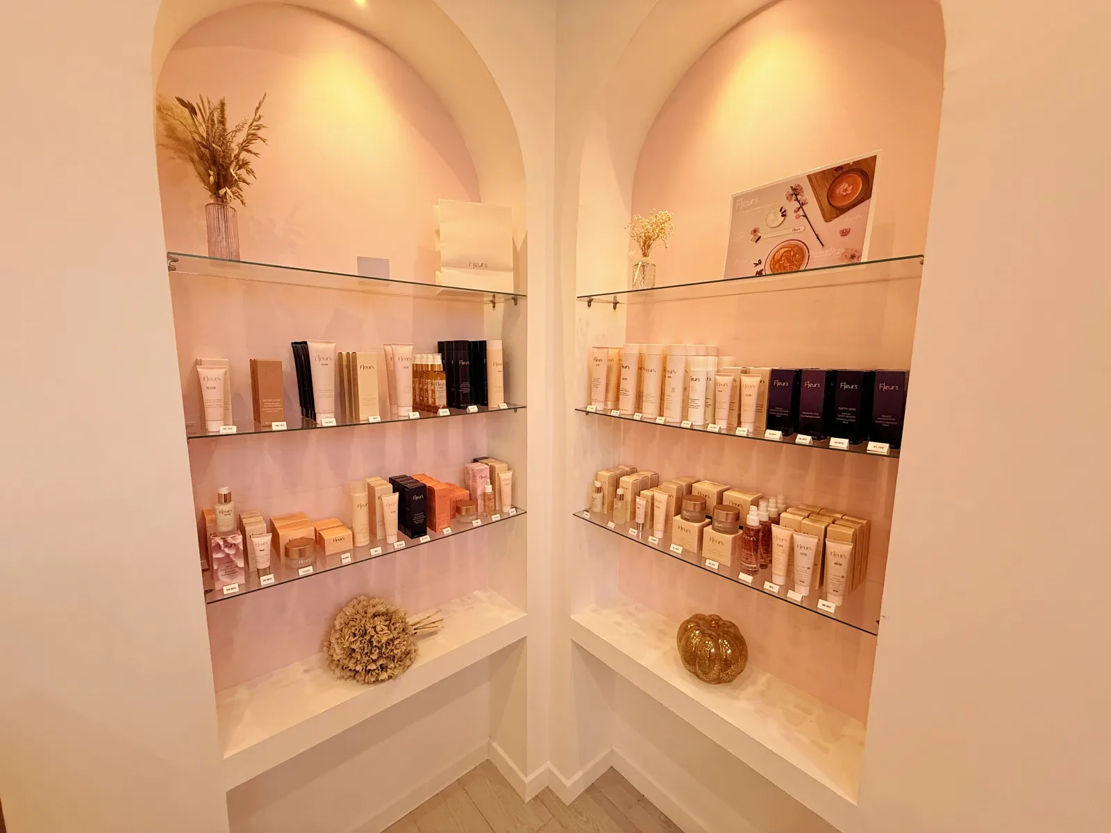 La Pause d'Iris (anciennement Le Boudoir De Lilou) - Institut de beauté Geneston - La Pause d'Iris (anciennement Le Boudoir De Lilou) - Photo Galerie - OneBooking