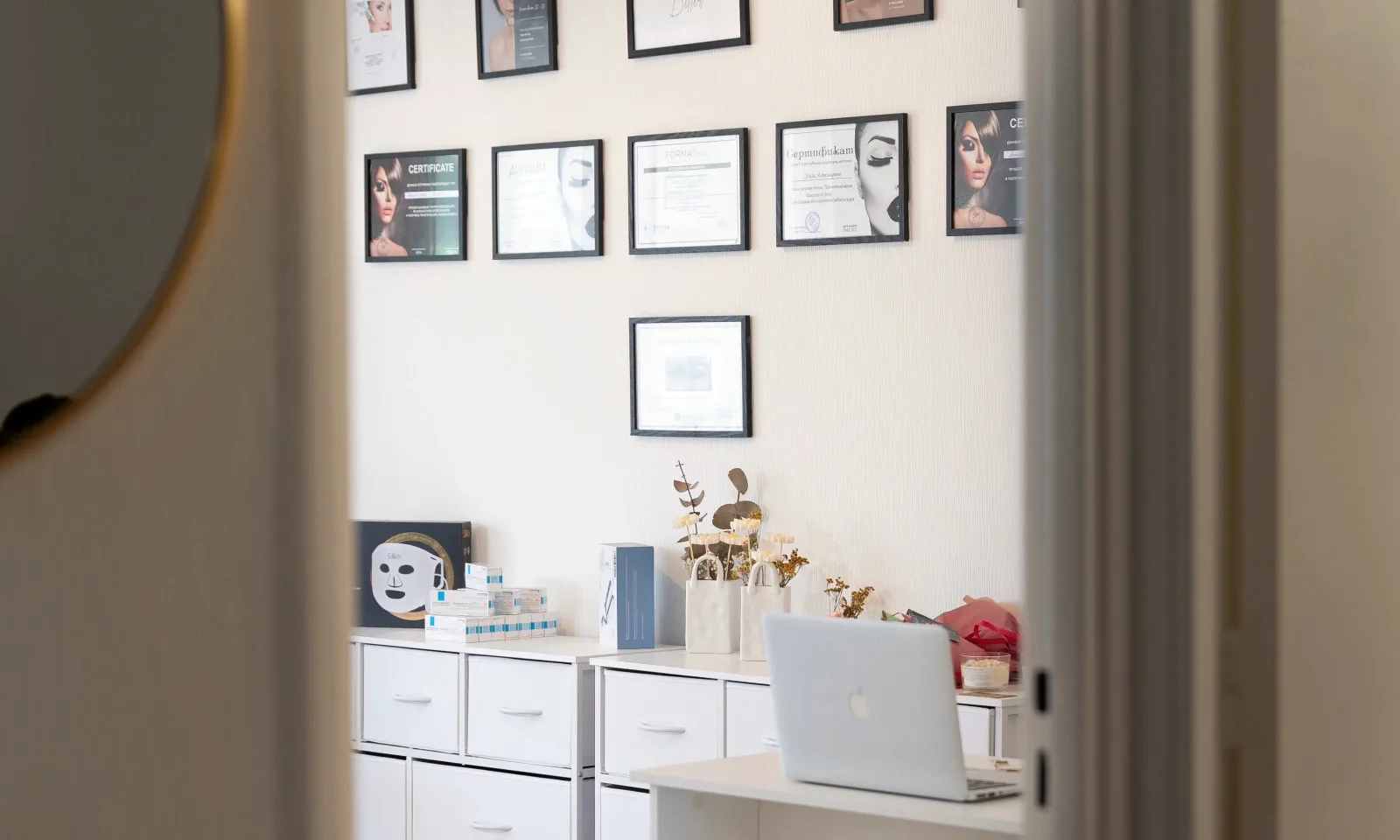 Atelier Beauté - Onglerie Cugnaux - Atelier Beauté - Photo Galerie - OneBooking