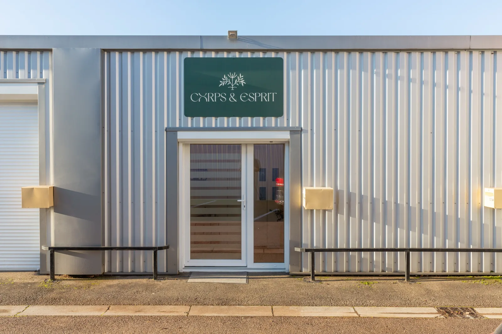 Corps et Esprit - Institut de beauté Saint-Apollinaire - Corps et Esprit - Photo Galerie - OneBooking