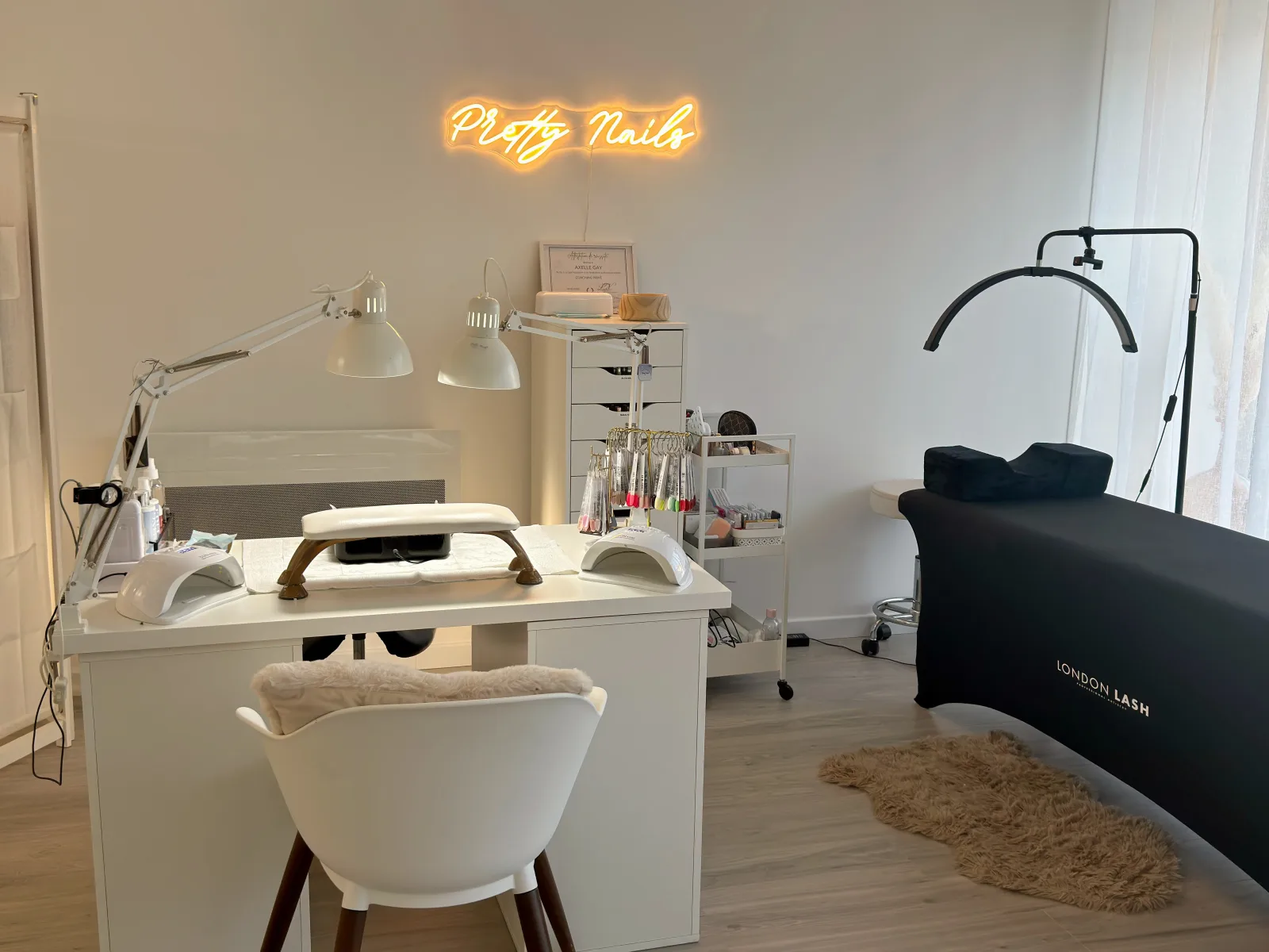 Pretty Nails x CZen - Institut de beauté Lempdes - Pretty Nails x CZen - Photo Galerie - OneBooking