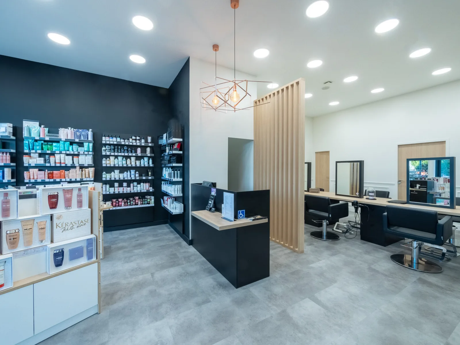 Jean Marc Joubert - Lagord - Coiffure Lagord - Jean Marc Joubert - Lagord - Photo Galerie - OneBooking