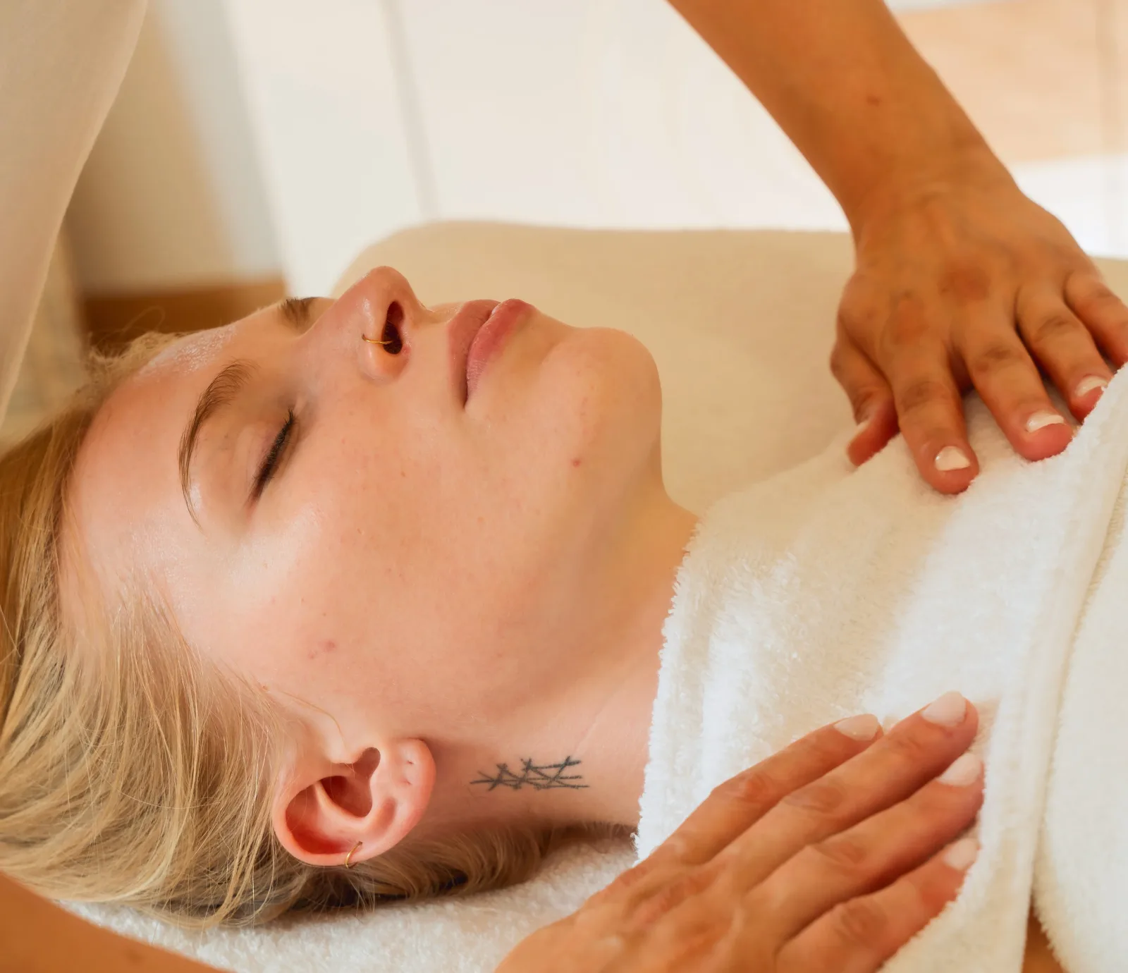 MS Esthetique - Onglerie Strasbourg - MS Esthetique - Photo Galerie - OneBooking