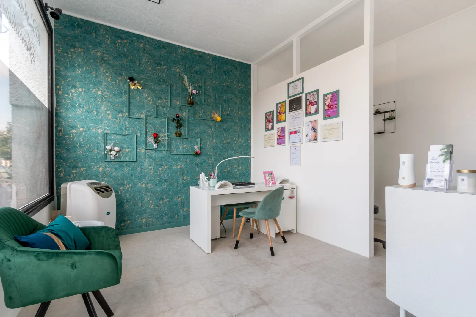 Lilit Beauty 37 - Onglerie Joué-lès-Tours - Lilit Beauty 37 - Photo Galerie - OneBooking