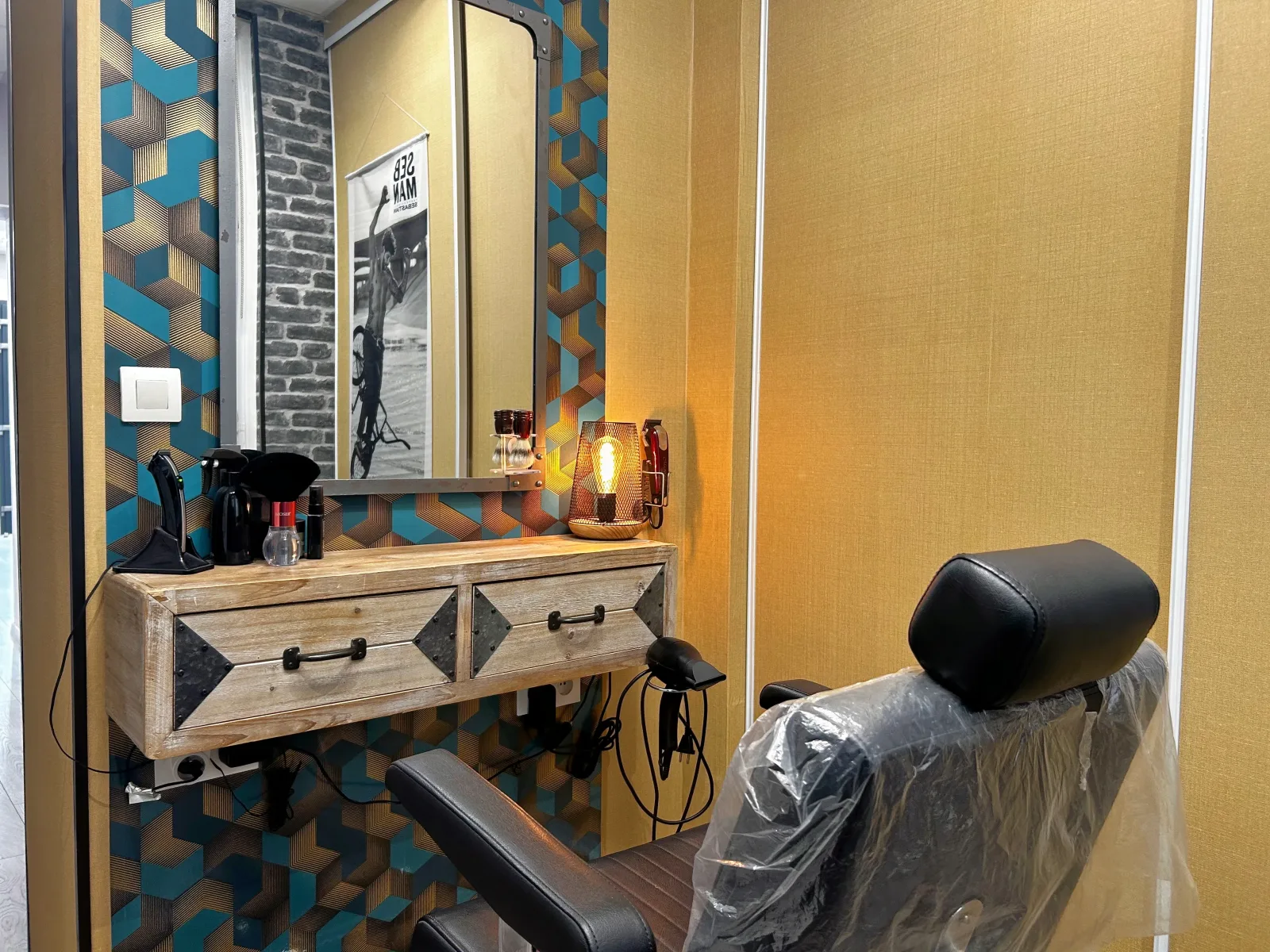 Au salon d’Ysa - Coiffure Lisieux - Au salon d’Ysa - Photo Galerie - OneBooking