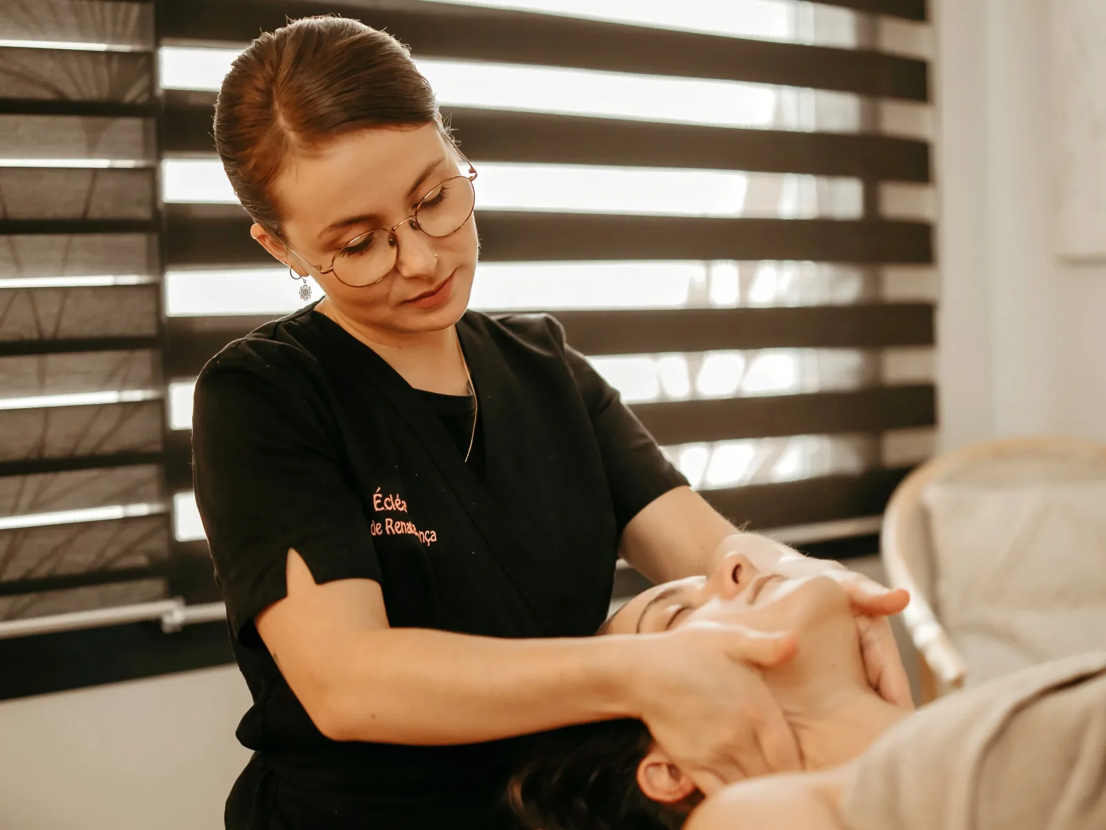 Ecléa - Massage Rodez - Ecléa - Photo Galerie - OneBooking