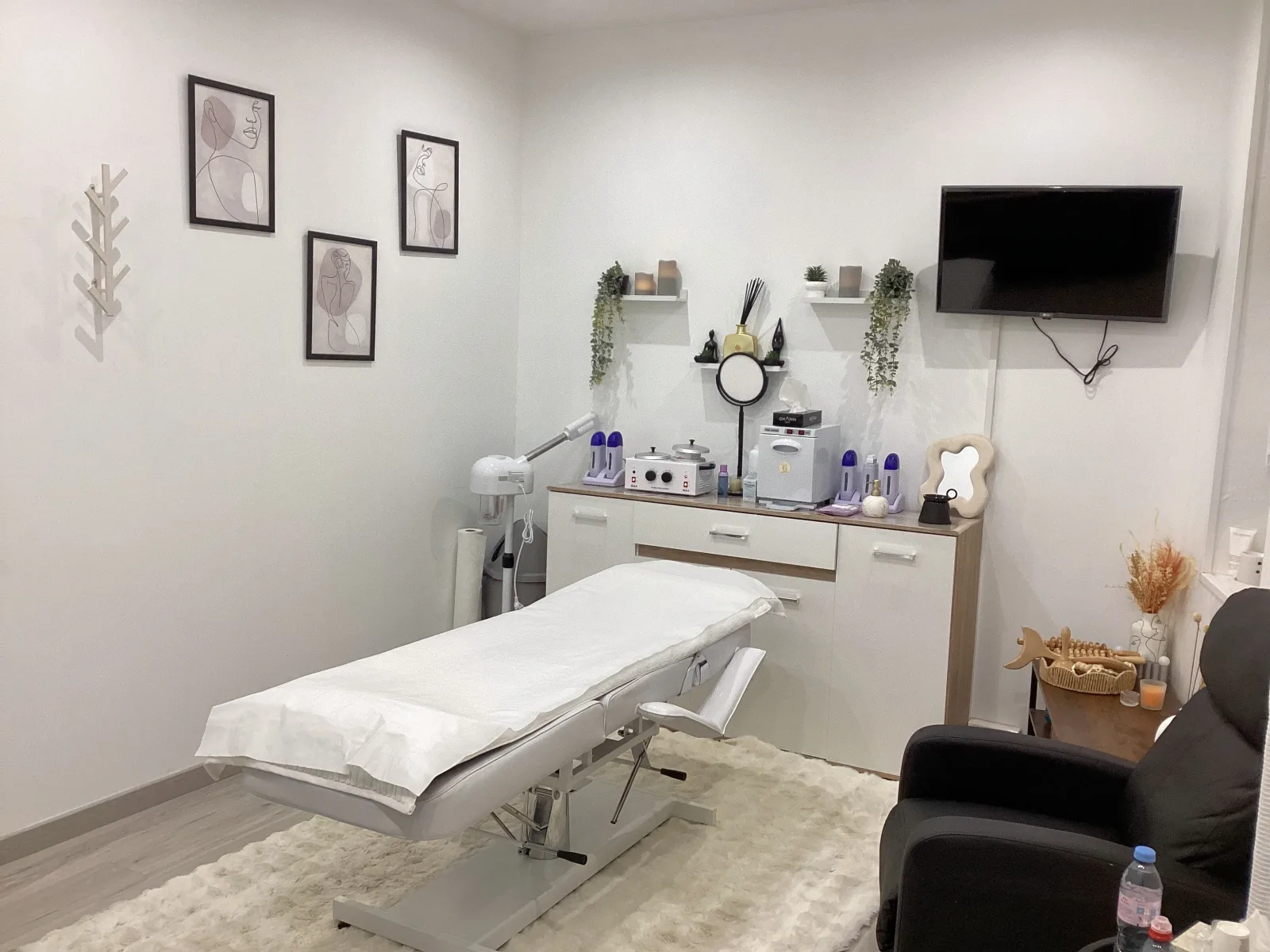 Kaur Beauty & Nails - Onglerie Boulogne-Billancourt - Kaur Beauty & Nails - Photo Galerie - OneBooking