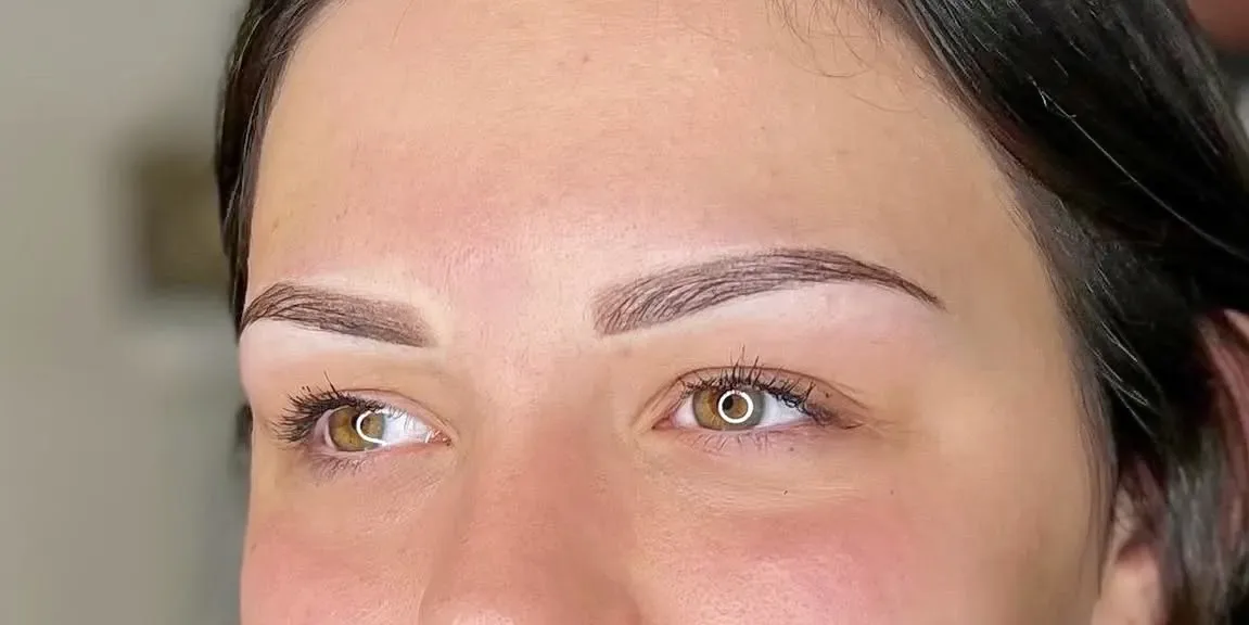 Studio M - Maquillage Permanent - Sourcils & cils Villefranche-sur-Saône - Studio M - Maquillage Permanent - Photo Galerie - OneBooking