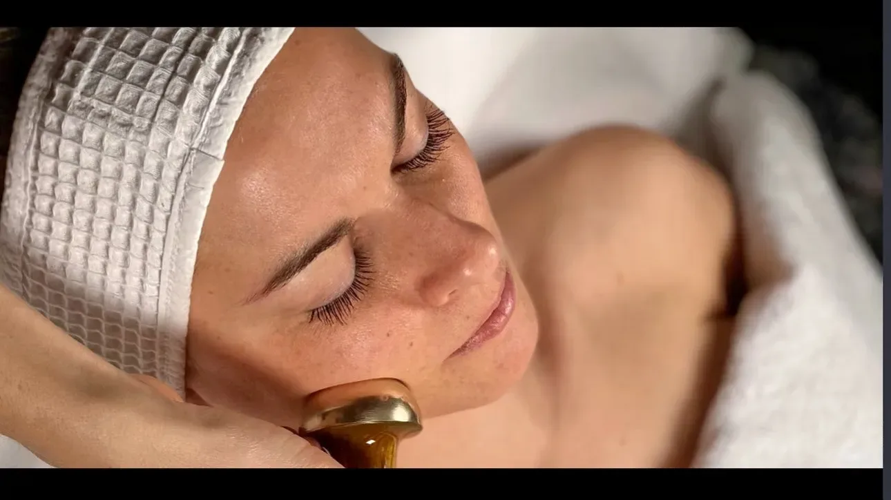 Metamorphose - Massage Rousset - Metamorphose - Photo Galerie - OneBooking