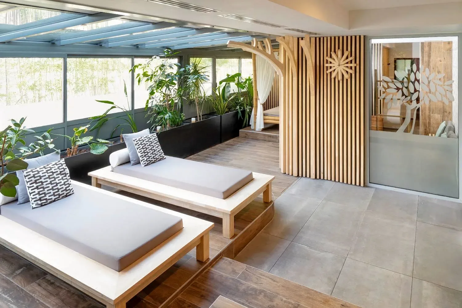 SPA Hôtel Central Park - Massage La Rochelle - SPA Hôtel Central Park - Photo Galerie - OneBooking