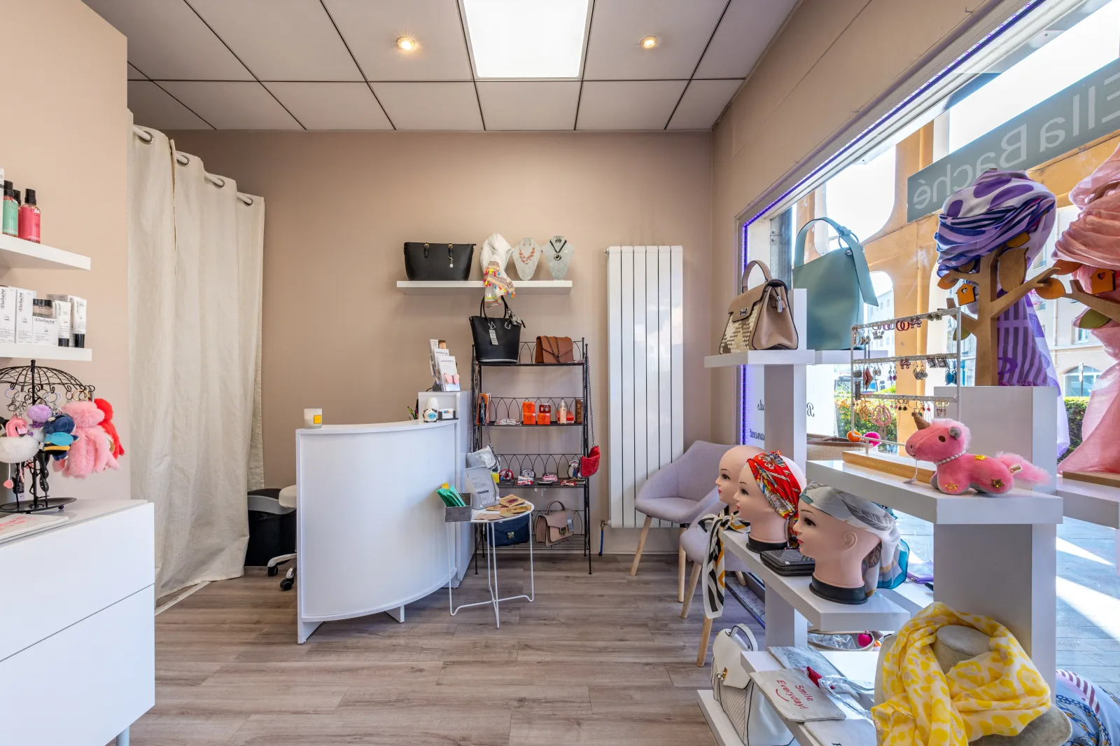Institut miléna - Institut de beauté Le Pecq - Institut miléna - Photo Galerie - OneBooking