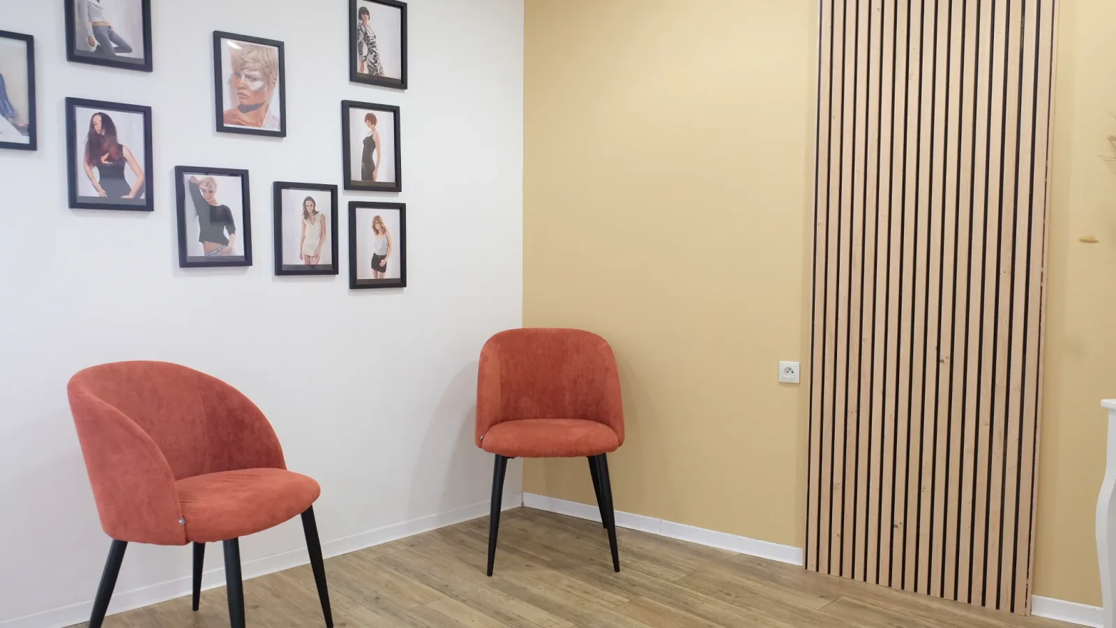Salon de l'horloge - Tassin - Coiffure Tassin-la-Demi-Lune - Salon de l'horloge - Tassin - Photo Galerie - OneBooking