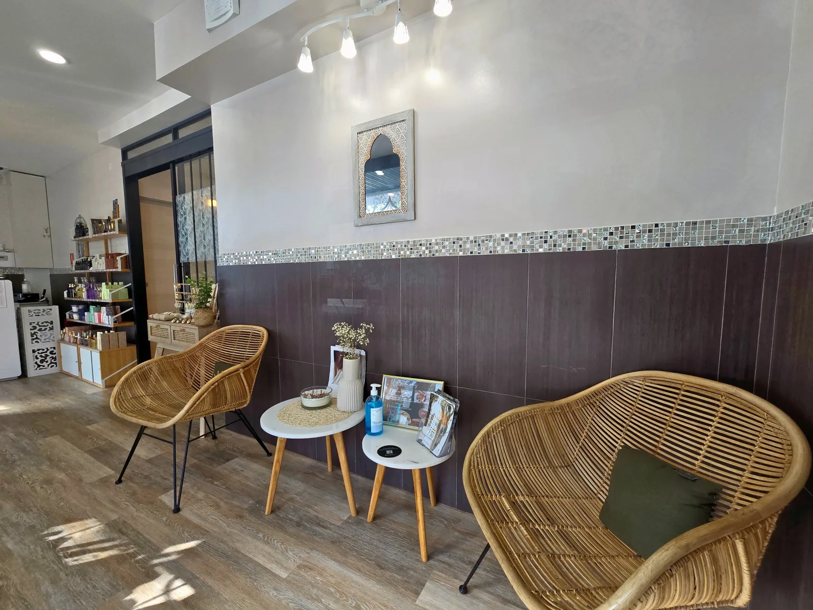 Mille et une beaute - Onglerie La Rochelle - Mille et une beaute - Photo Galerie - OneBooking