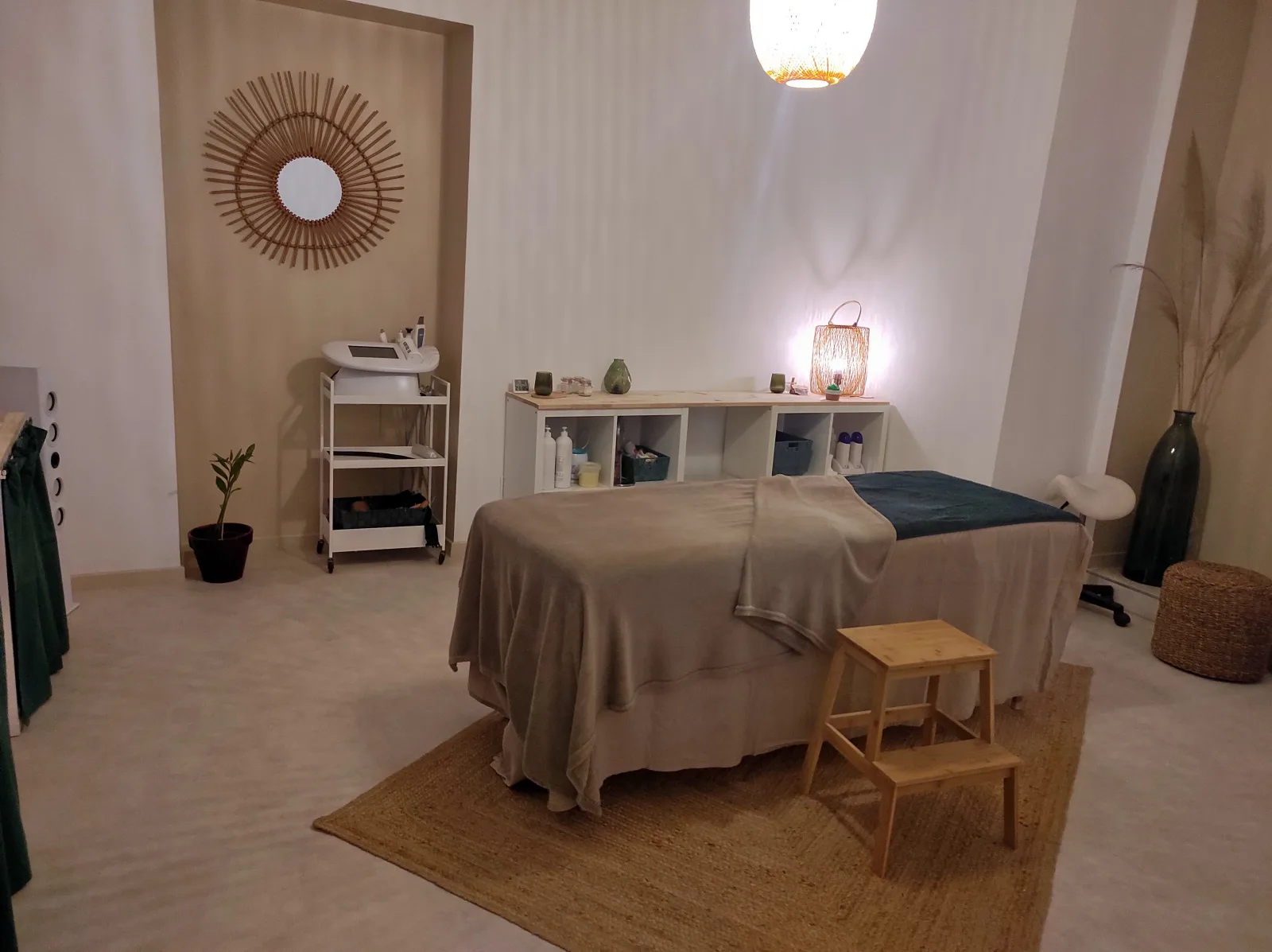 SPA Evasion de Soi - Institut de beauté Orange - SPA Evasion de Soi - Photo Galerie - OneBooking