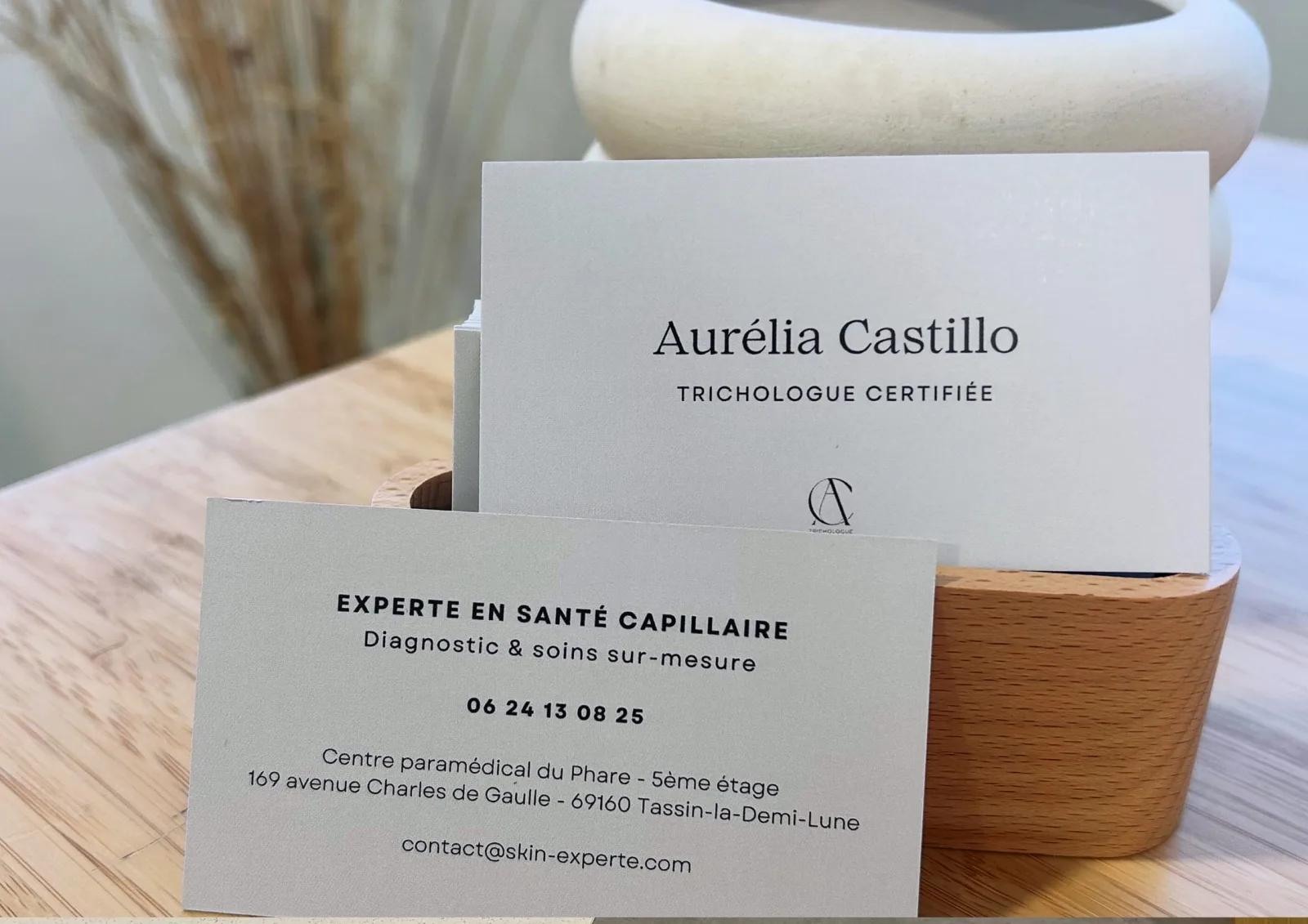 Aurélia CASTILLO - Trichologue - Massage Tassin-la-Demi-Lune - Aurélia CASTILLO - Trichologue - Photo Galerie - OneBooking
