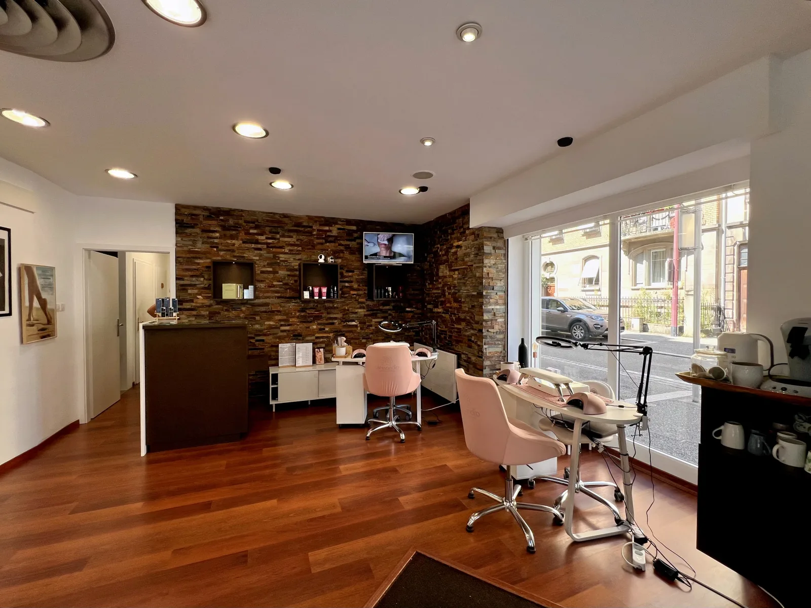 BAHAMA SUN - Institut de beauté Schiltigheim - BAHAMA SUN - Photo Galerie - OneBooking