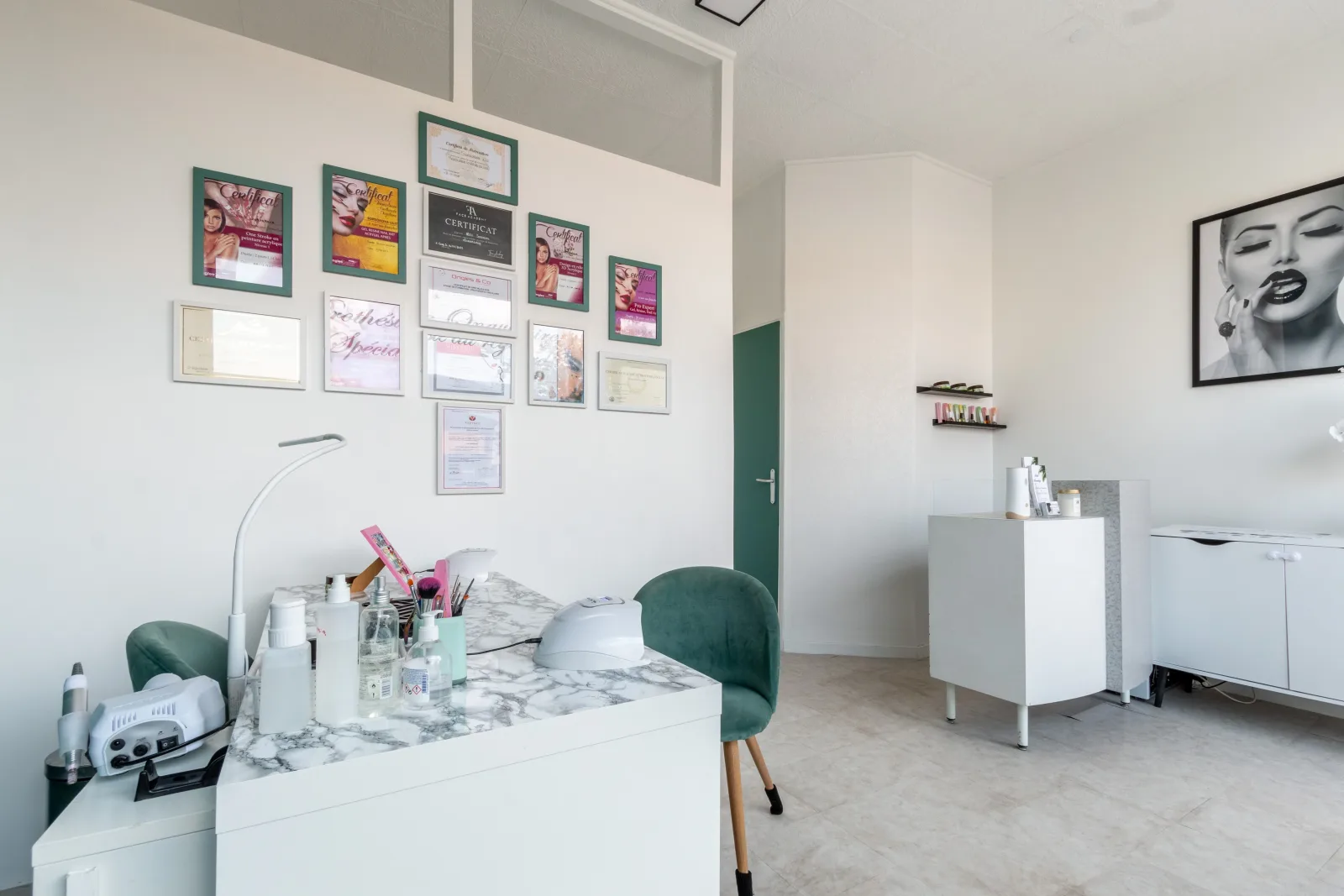 Lilit Beauty 37 - Onglerie Joué-lès-Tours - Lilit Beauty 37 - Photo Galerie - OneBooking