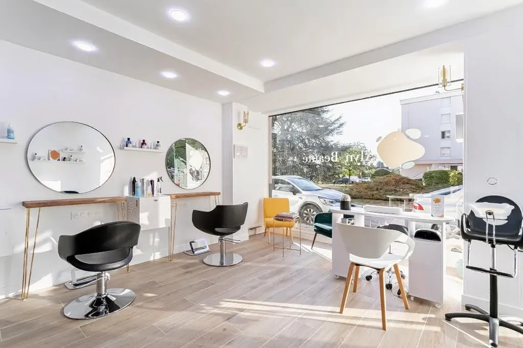 Alyn Beauté - Coiffure Le Pecq - Alyn Beauté - Photo Galerie - OneBooking