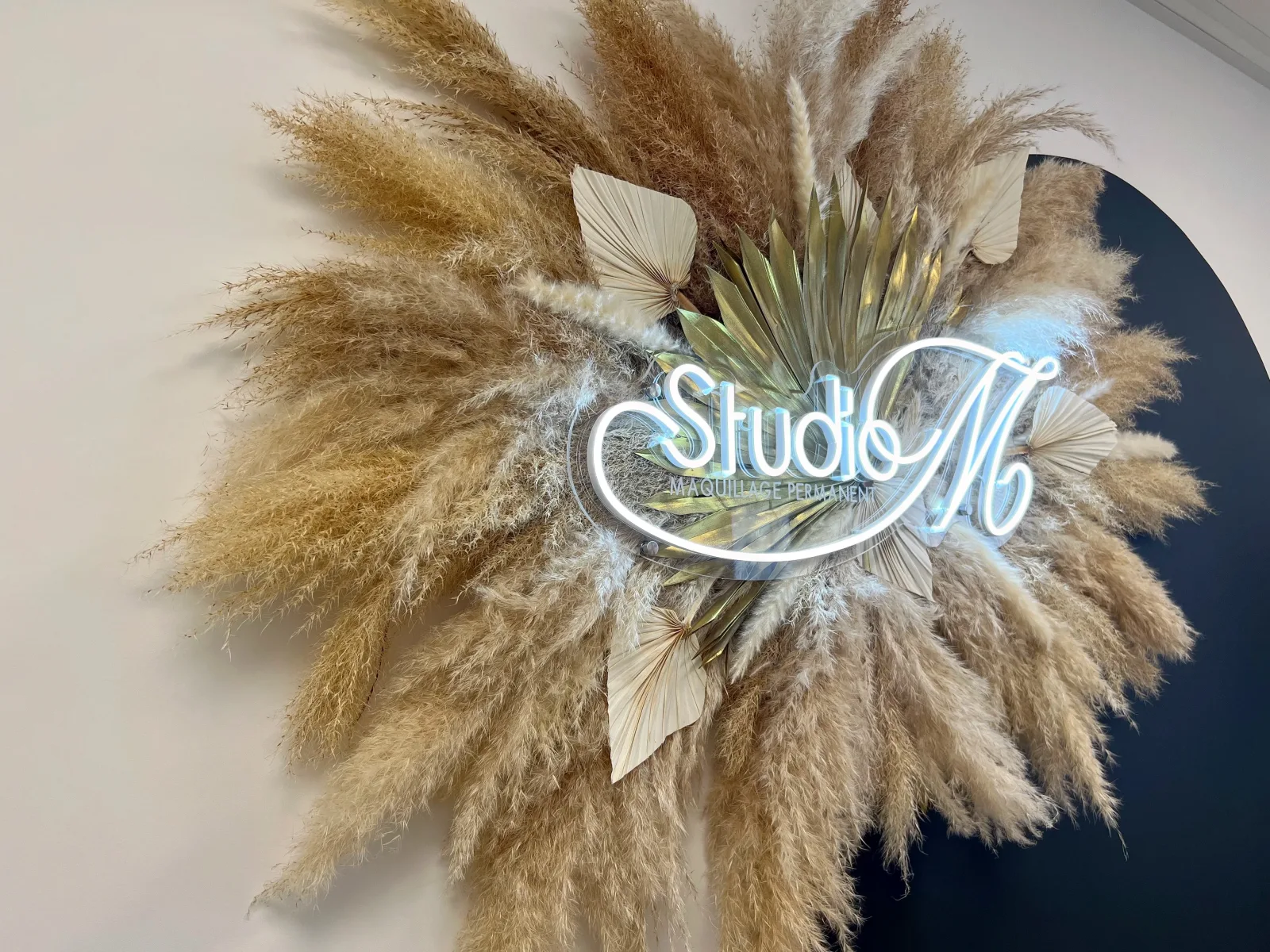 Studio M - Maquillage Permanent - Sourcils & cils Villefranche-sur-Saône - Studio M - Maquillage Permanent - Photo Galerie - OneBooking