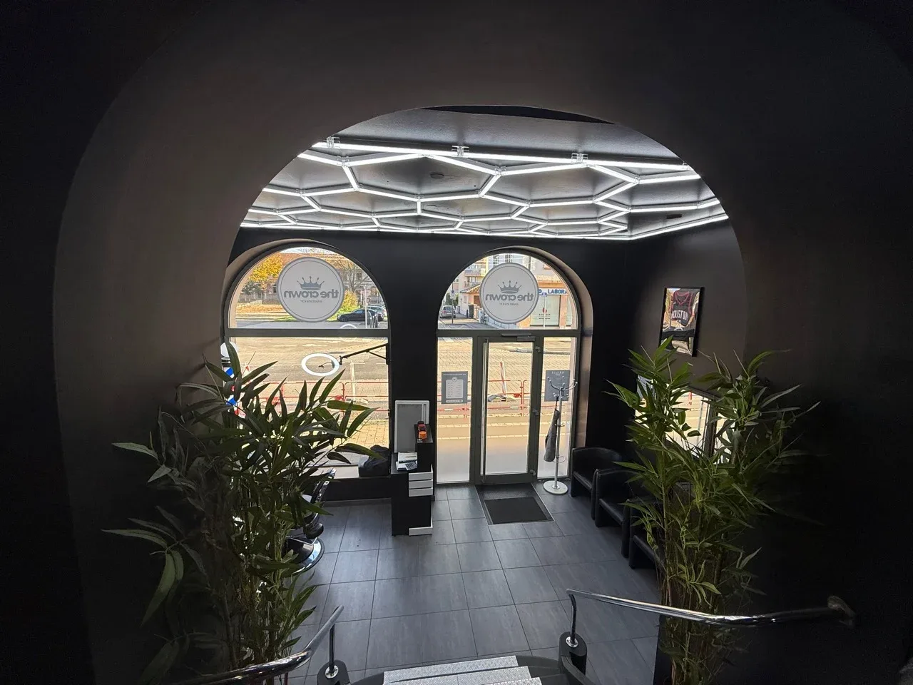 The Crown - Coiffure Strasbourg - The Crown - Photo Galerie - OneBooking