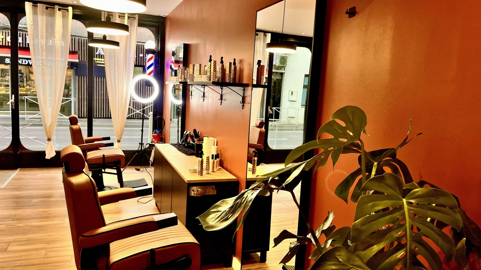Esprit Barbier - Coiffure Le Grau-du-Roi - Esprit Barbier - Photo Galerie - OneBooking