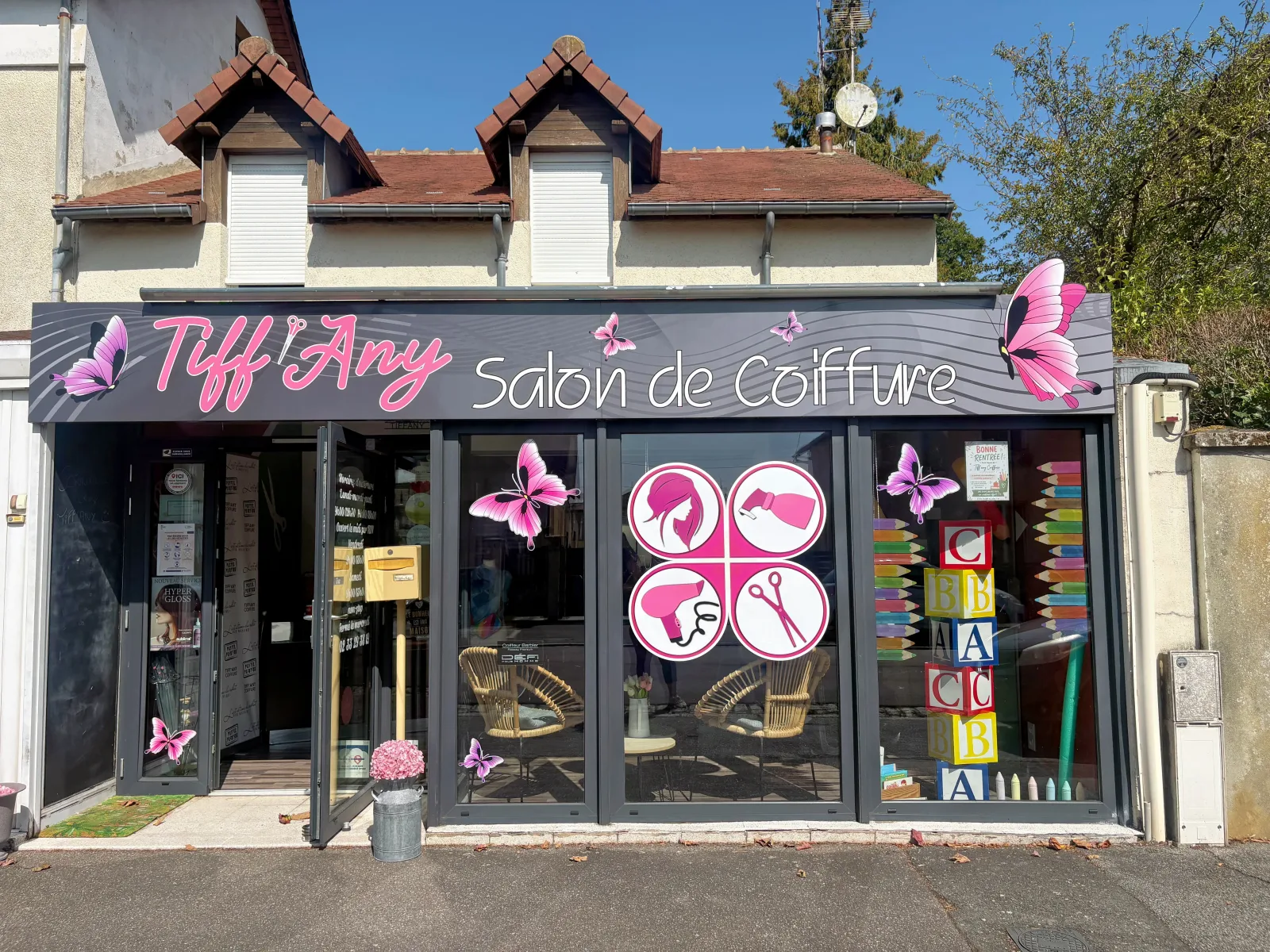 Tiff'Any coiffure - Coiffure Alençon - Tiff'Any coiffure - Photo Galerie - OneBooking