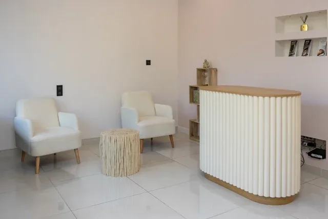 Maison Loulae - Institut de beauté Tassin-la-Demi-Lune - Maison Loulae - Photo Galerie - OneBooking