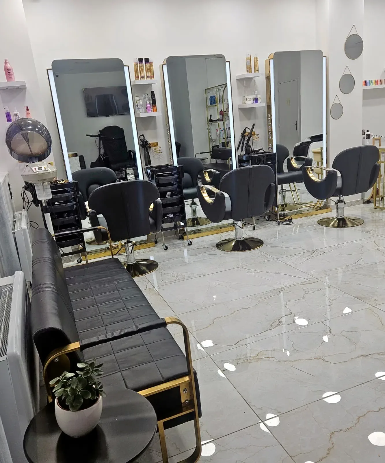 Cherine Beaute - Coiffure Noisy-le-Sec - Cherine Beaute - Photo Galerie - OneBooking