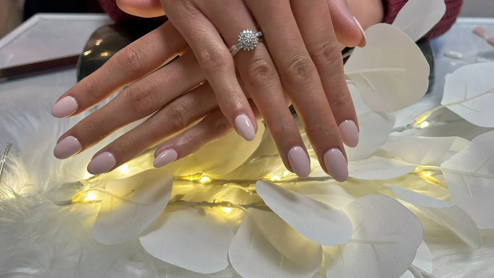 Glow up Nails & Beauty - Institut de beauté Melun - Glow up Nails & Beauty - Photo Galerie - OneBooking