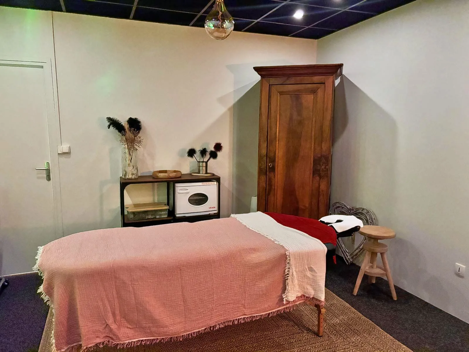 Terre de massages - Massage Tassin-la-Demi-Lune - Terre de massages - Photo Galerie - OneBooking