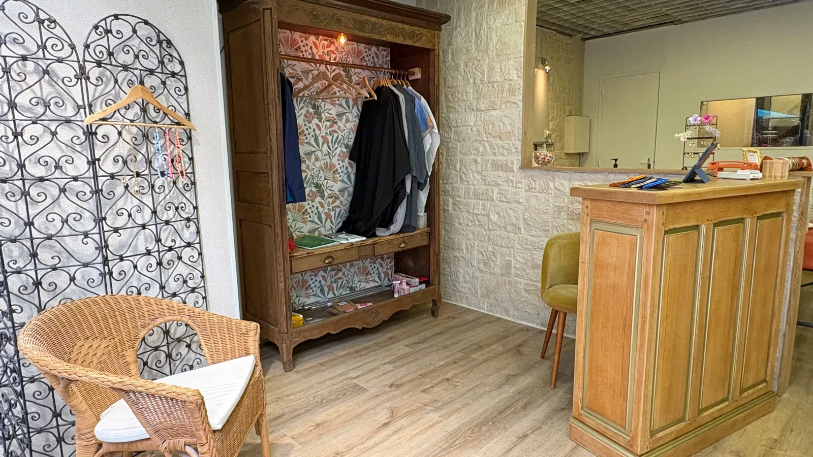 Inter Coif - Coiffure Lisieux - Inter Coif - Photo Galerie - OneBooking