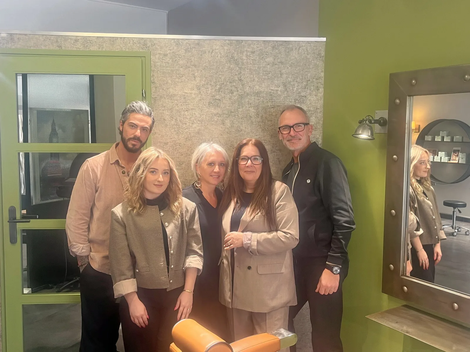 Tendances figaro - Coiffure Joué-lès-Tours - Tendances figaro - Photo Galerie - OneBooking