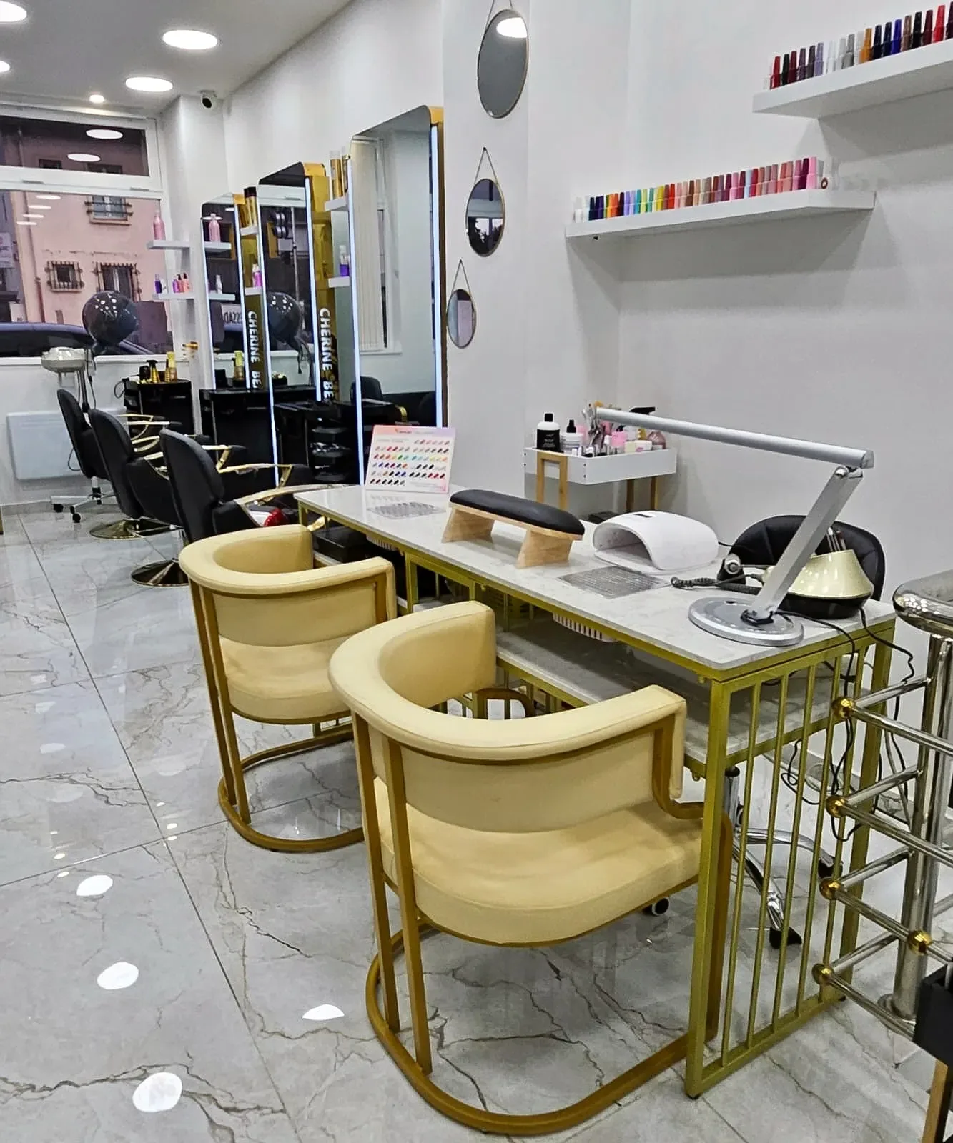 Cherine Beaute - Coiffure Noisy-le-Sec - Cherine Beaute - Photo Galerie - OneBooking