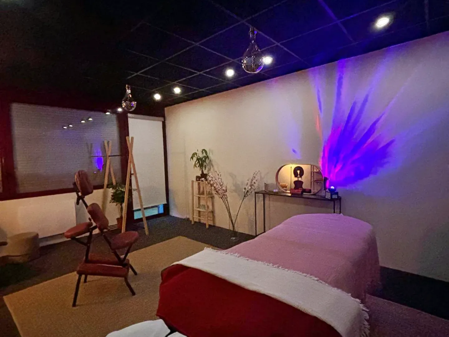 Terre de massages - Massage Tassin-la-Demi-Lune - Terre de massages - Photo Galerie - OneBooking