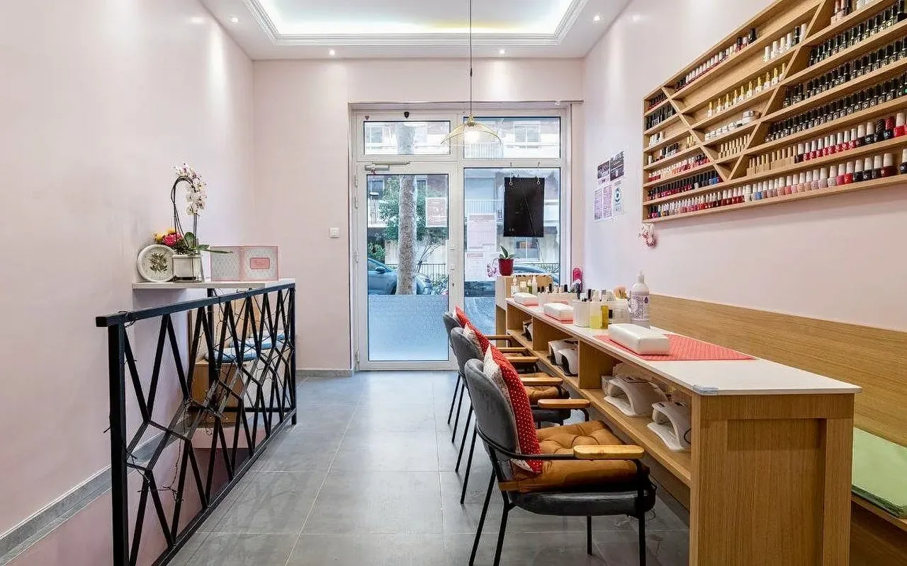Athéna Déesse - Onglerie Boulogne-Billancourt - Athéna Déesse - Photo Galerie - OneBooking