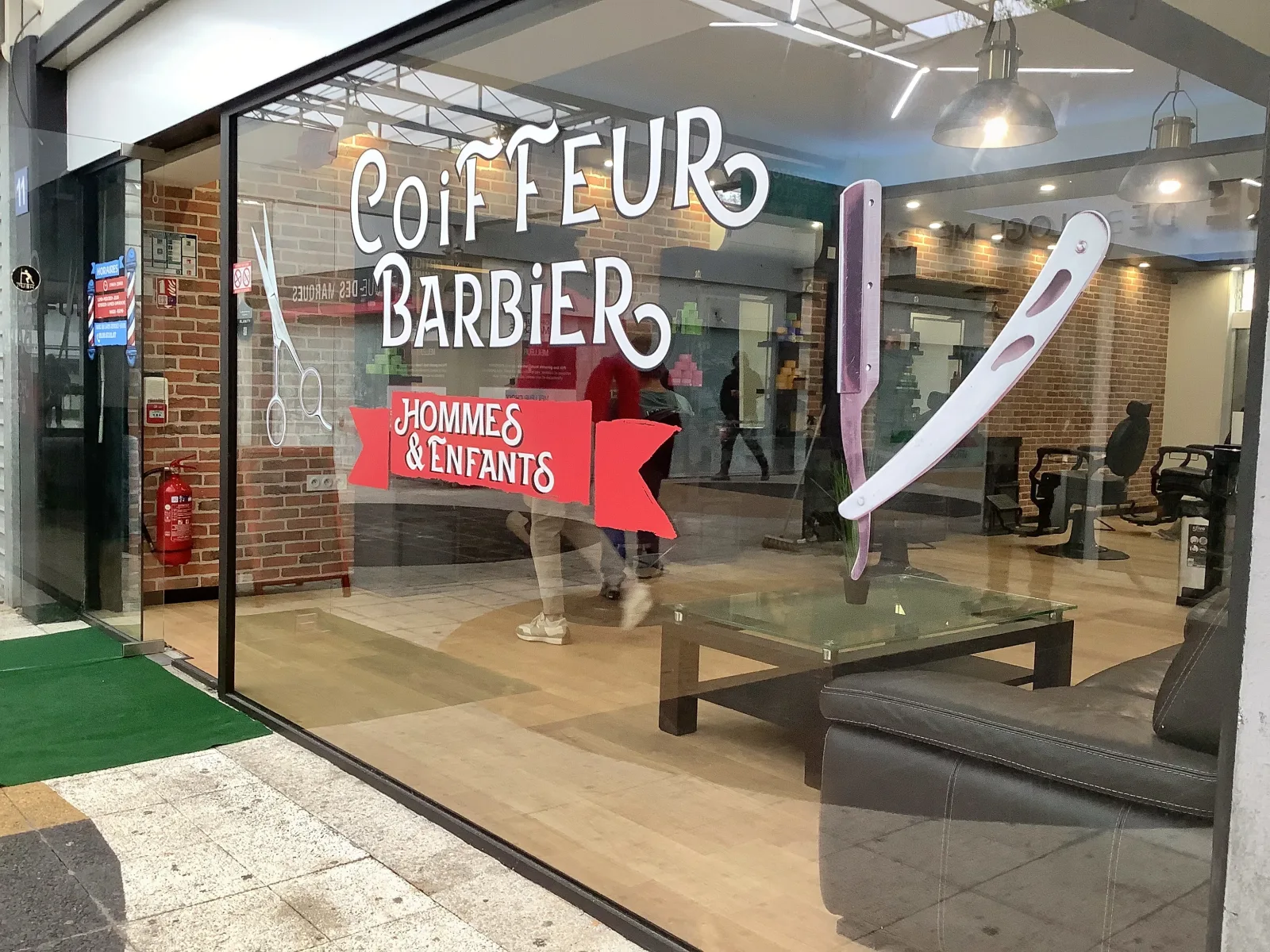 Coiffeur de l’Europe - Coiffure La Rochelle - Coiffeur de l’Europe - Photo Galerie - OneBooking