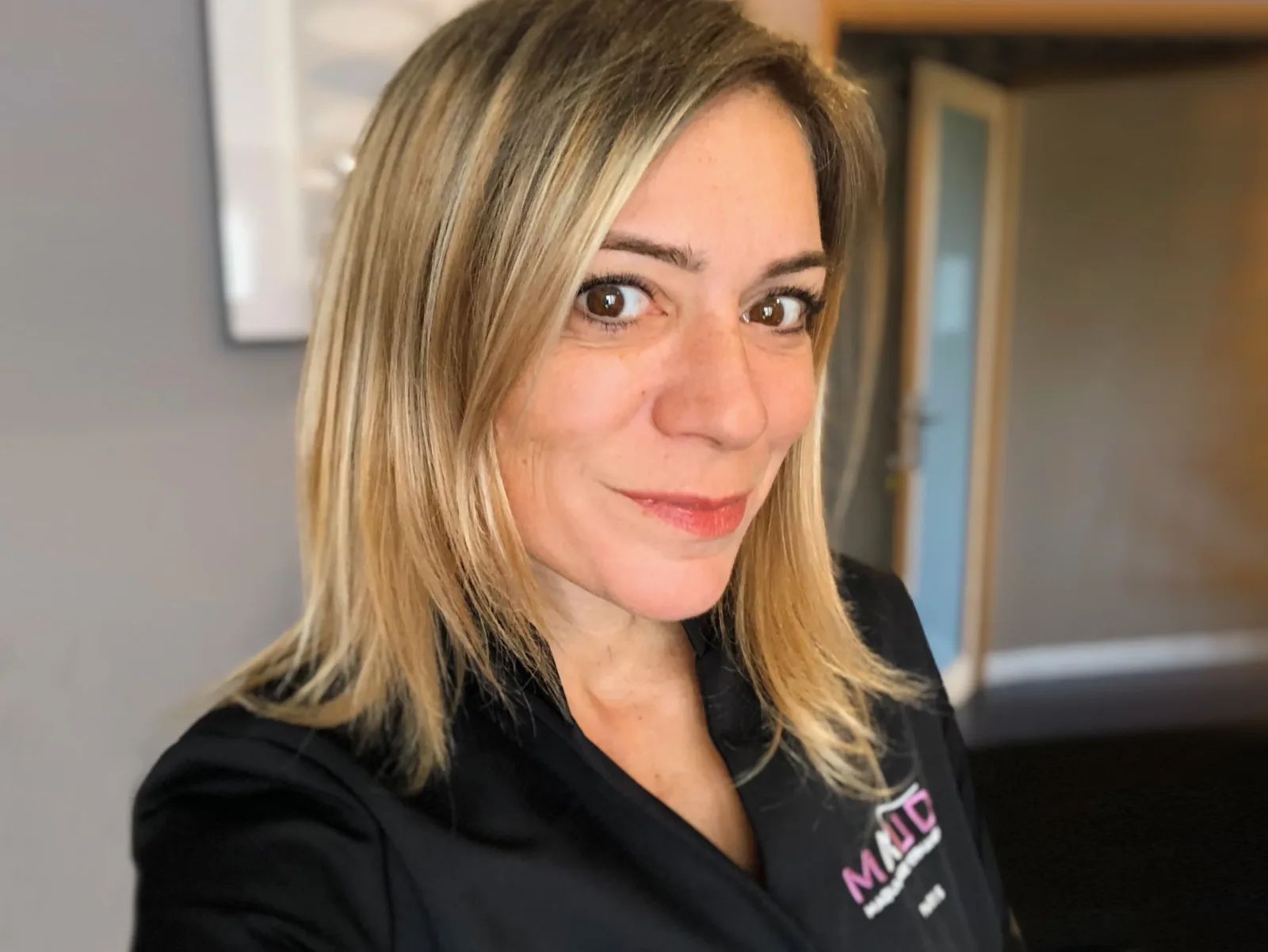 Cara Maquillage permanent - Épilation Saint-Jean-le-Blanc - Cara Maquillage permanent - Photo Galerie - OneBooking