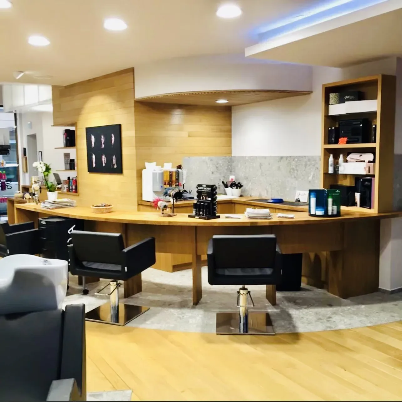 France Coiffure - Coiffure Saint-Avold - France Coiffure - Photo Galerie - OneBooking