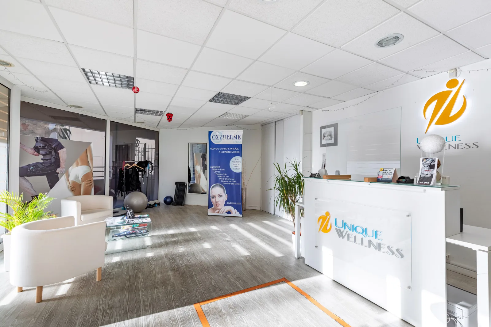Unique Wellness - Centre d'Amincissement, Tonification et Anti-Âge - Bien-être Orange - Unique Wellness - Centre d'Amincissement, Tonification et Anti-Âge - Photo Galerie - OneBooking