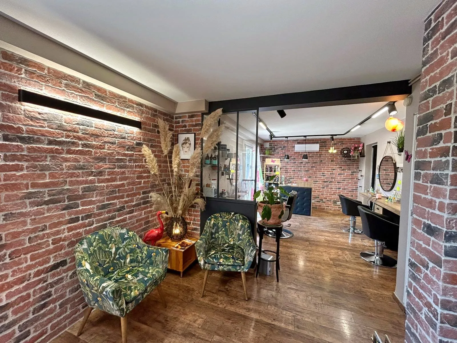 Pampa Coiffure - Coiffure Saint-Denis-lès-Bourg - Pampa Coiffure - Photo Galerie - OneBooking