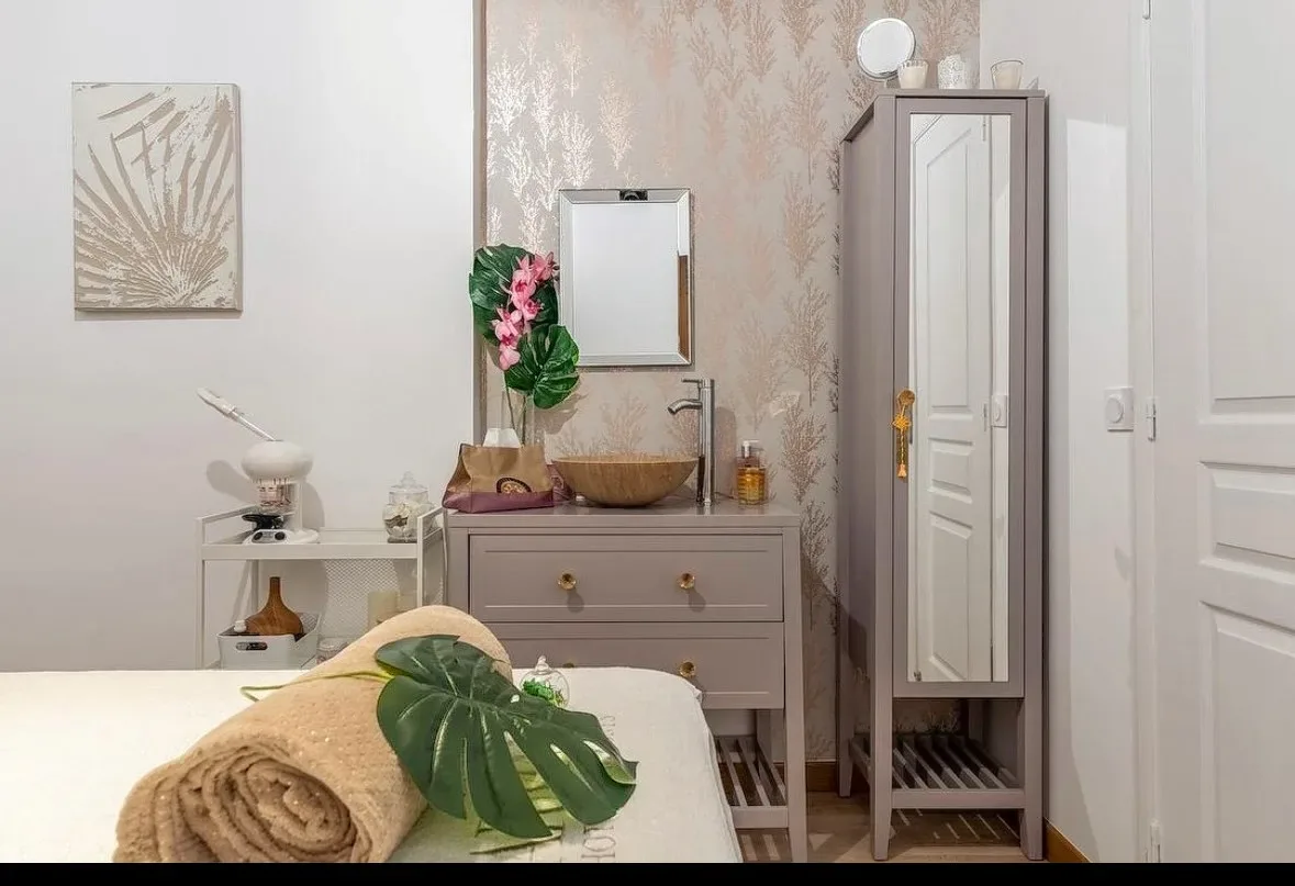 Beauty Relaxant Carnot - Onglerie Boulogne-Billancourt - Beauty Relaxant Carnot - Photo Galerie - OneBooking