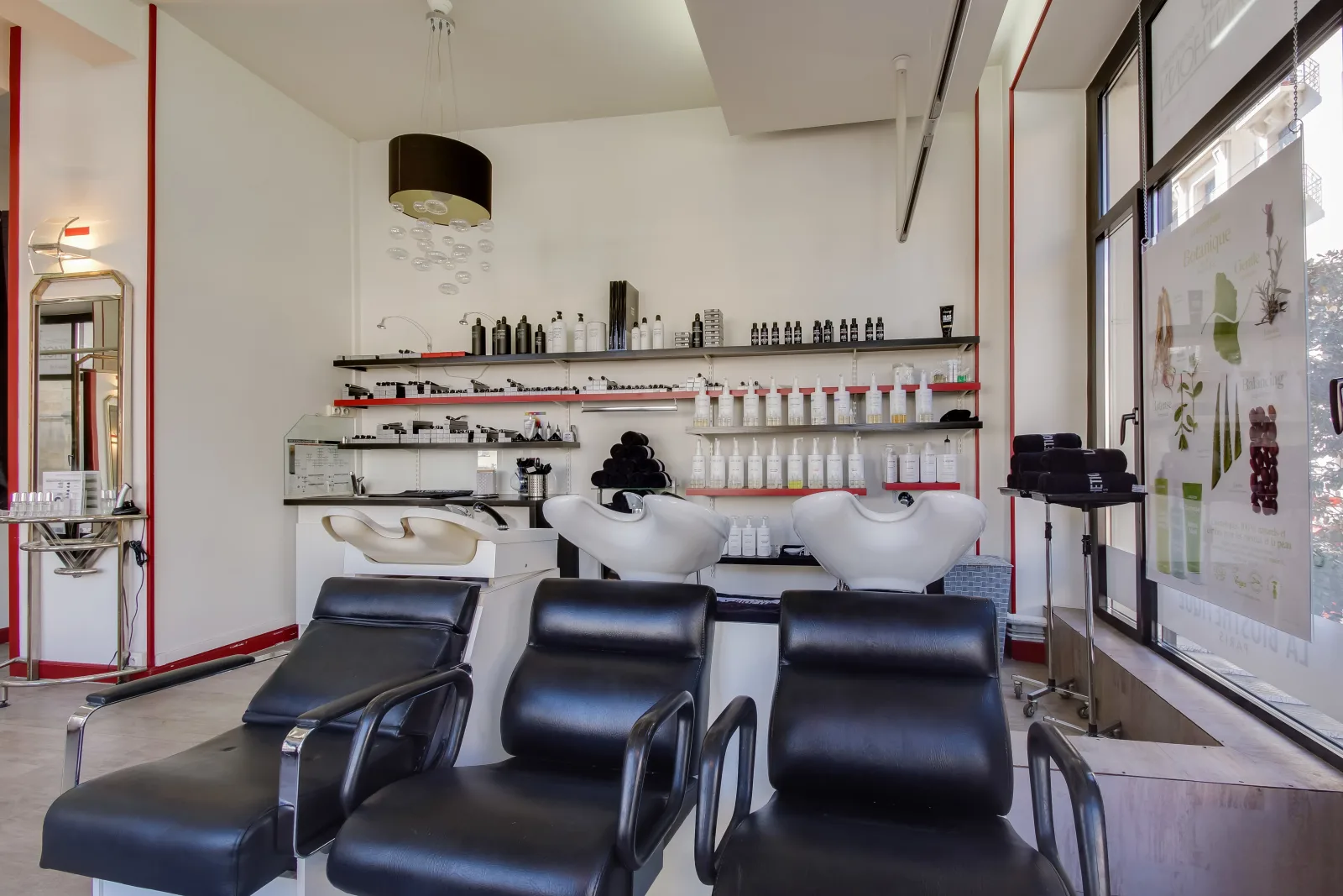 Anthony Bouillot by Coralie - Coiffure Vichy - Anthony Bouillot by Coralie - Photo Galerie - OneBooking