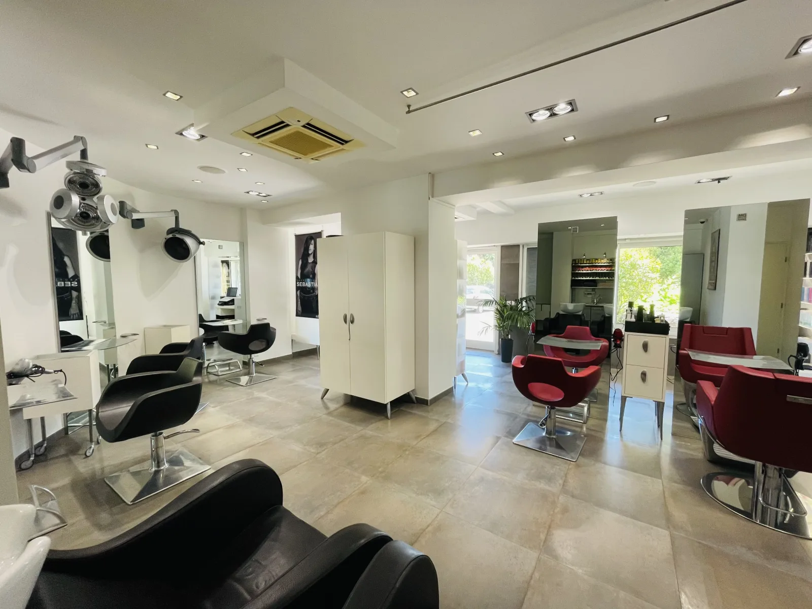 L'instant Coiffure (anciennement Studio Sculpture) - Coiffure Porto-Vecchio - L'instant Coiffure (anciennement Studio Sculpture) - Photo Galerie - OneBooking