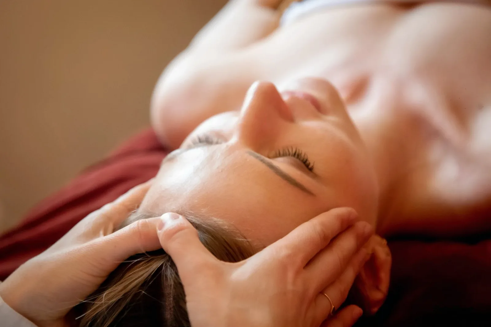 Skora - Reflexologie - Soins visage - Kobido - Massages - Pour toute la famille - Institut de beauté Coutances - Skora - Reflexologie - Soins visage - Kobido - Massages - Pour toute la famille - Photo Galerie - OneBooking