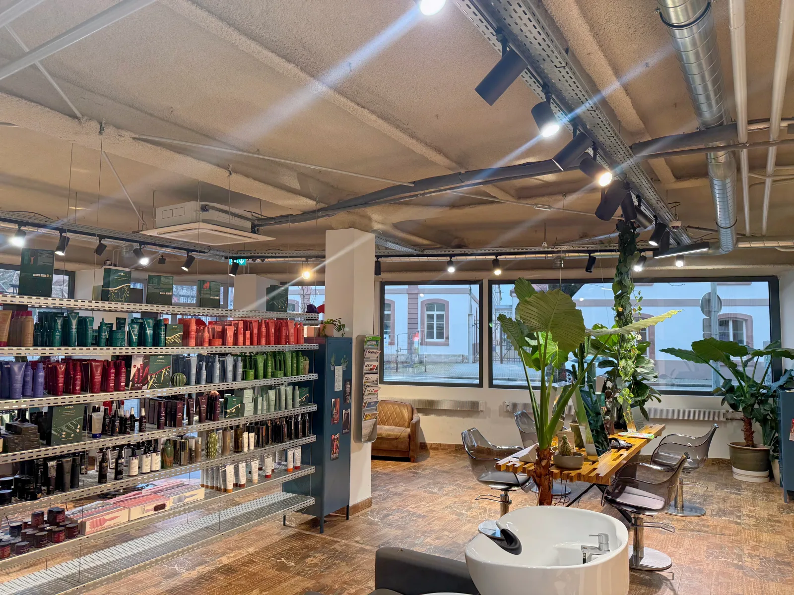 MINELLE - Coiffure Strasbourg - MINELLE - Photo Galerie - OneBooking