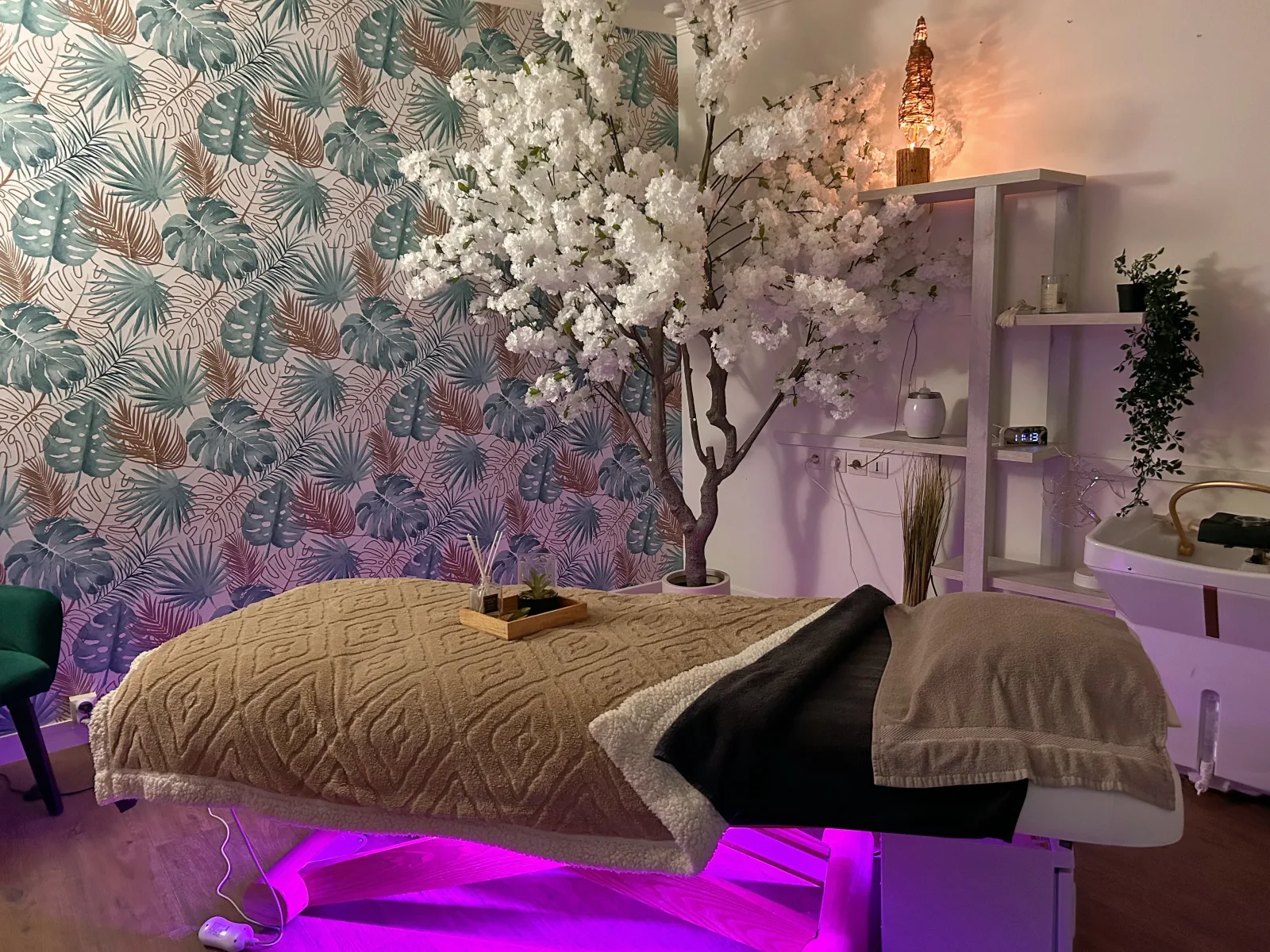 Harmony Body - Onglerie Villefranche-sur-Saône - Harmony Body - Photo Galerie - OneBooking