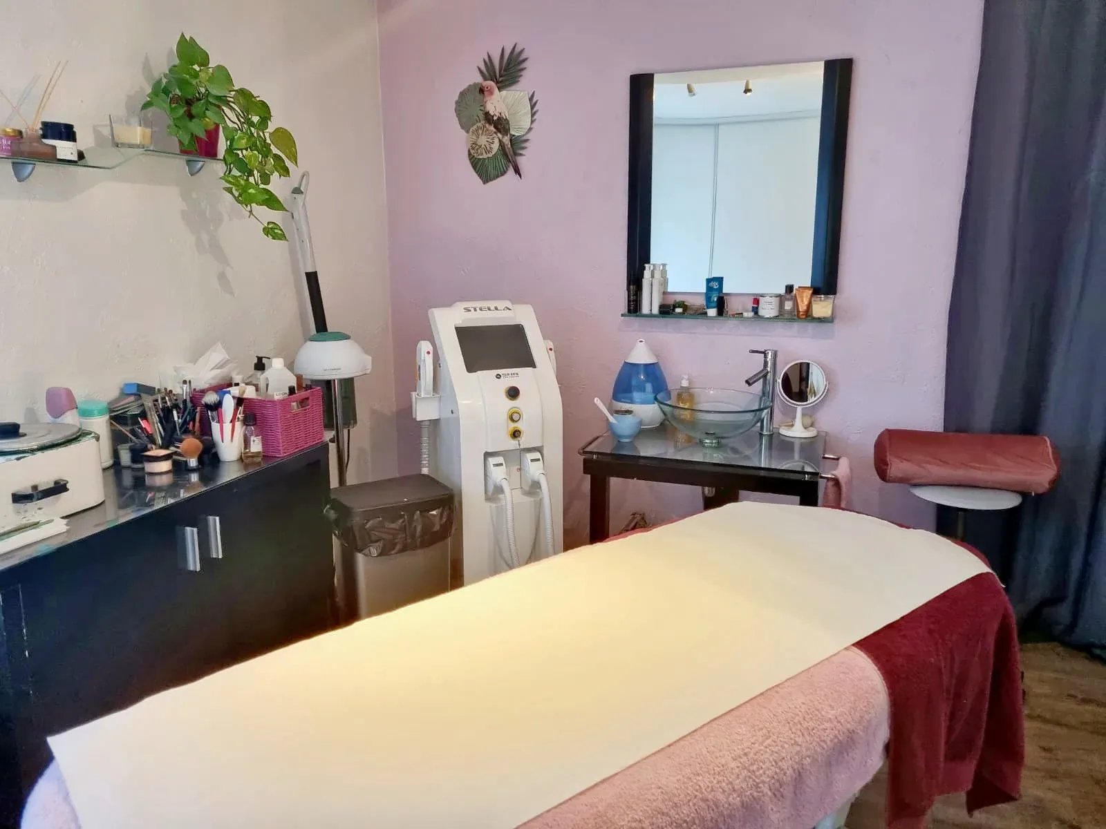 Institut Bain de Soi - Onglerie Pau - Institut Bain de Soi - Photo Galerie - OneBooking