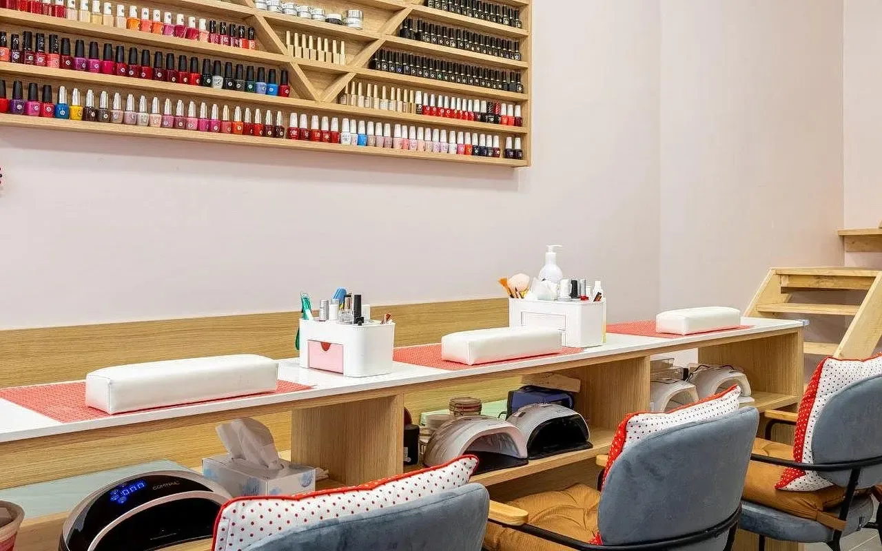 Athéna Déesse - Onglerie Boulogne-Billancourt - Athéna Déesse - Photo Galerie - OneBooking