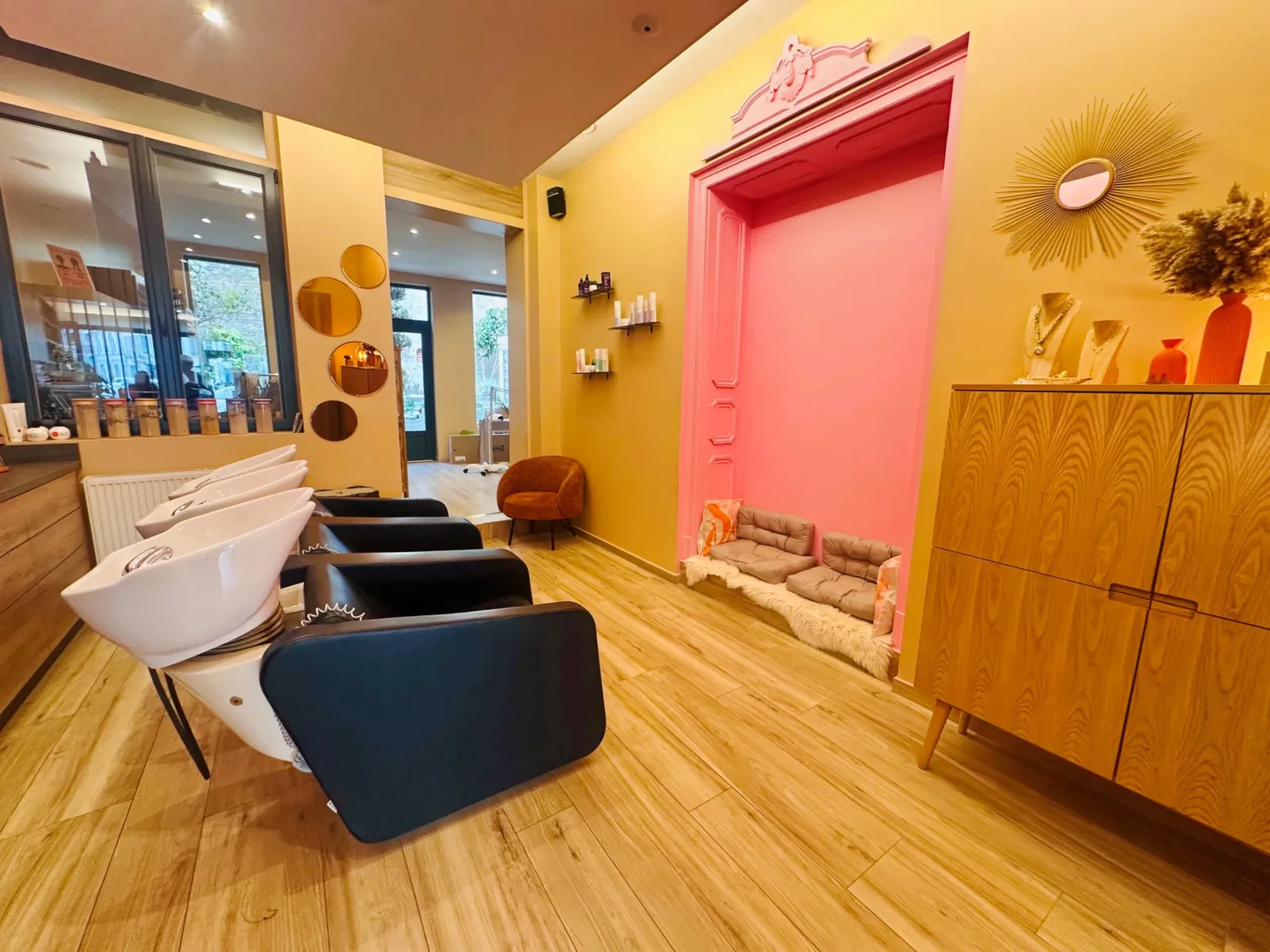M créations (Chris coiffure) - Coiffure Valenciennes - M créations (Chris coiffure) - Photo Galerie - OneBooking